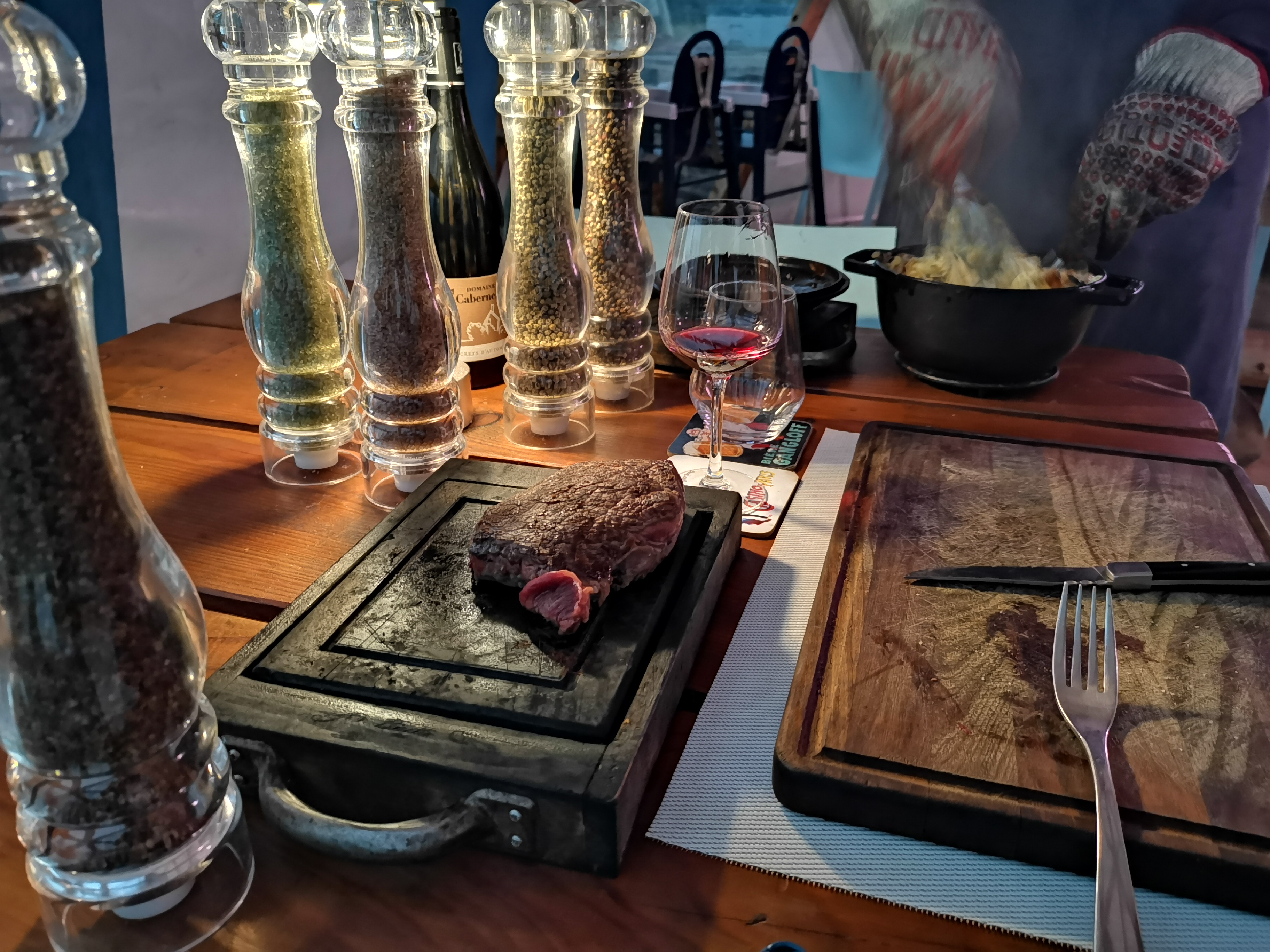 Table dressée dans le buron